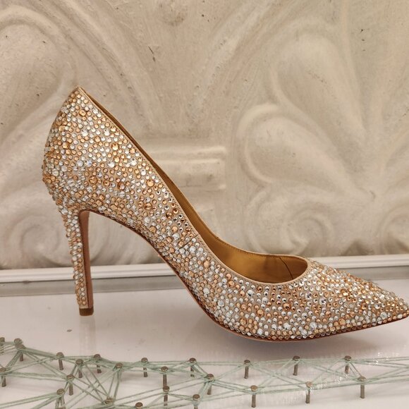 Badgley Mischka Embellished Heels. NWT. Size 6 - Picture 4 of 9